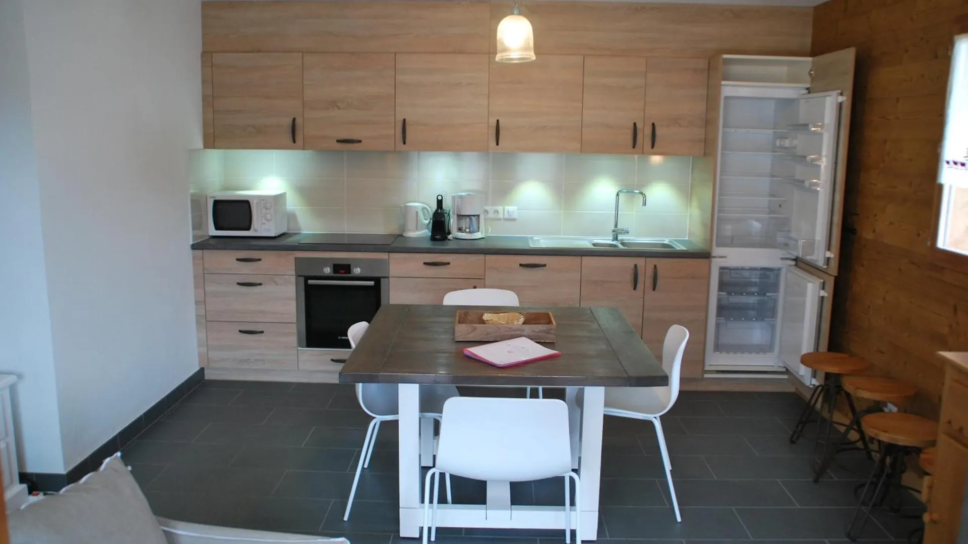 Apartment Le Petit Reconfort, Acces Skis Aux Pieds Saint-Francois-Longchamp